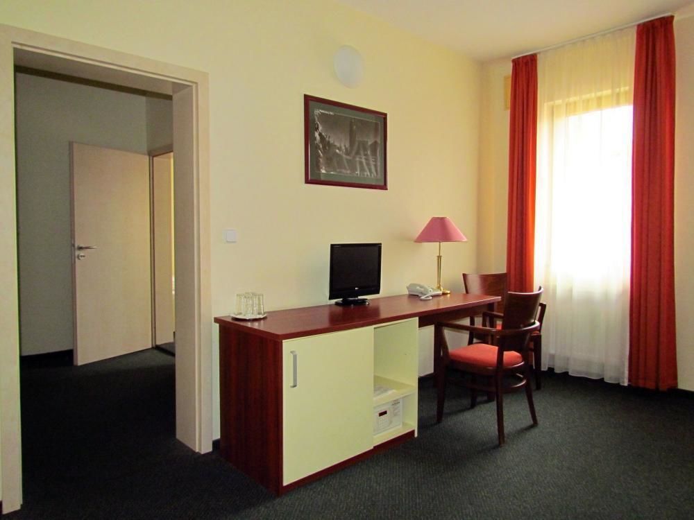 Aparthotel Ochsendorf Horní Blatná Exteriör bild
