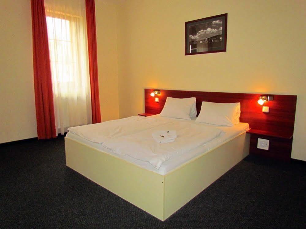 Aparthotel Ochsendorf Horní Blatná Exteriör bild